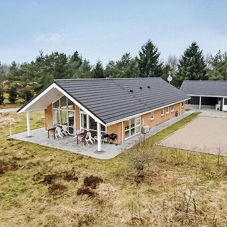 7 Bedroom Stunning Home In Herning Kolkaer Exterior photo