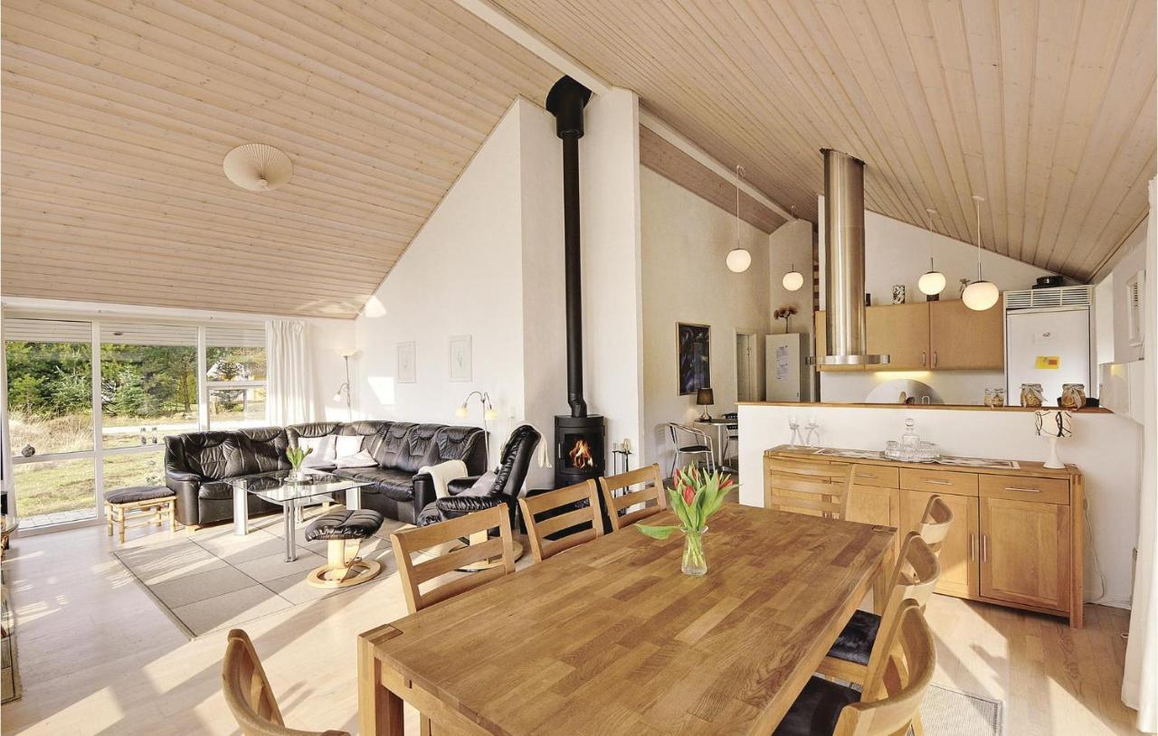 7 Bedroom Stunning Home In Herning Kolkaer Exterior photo